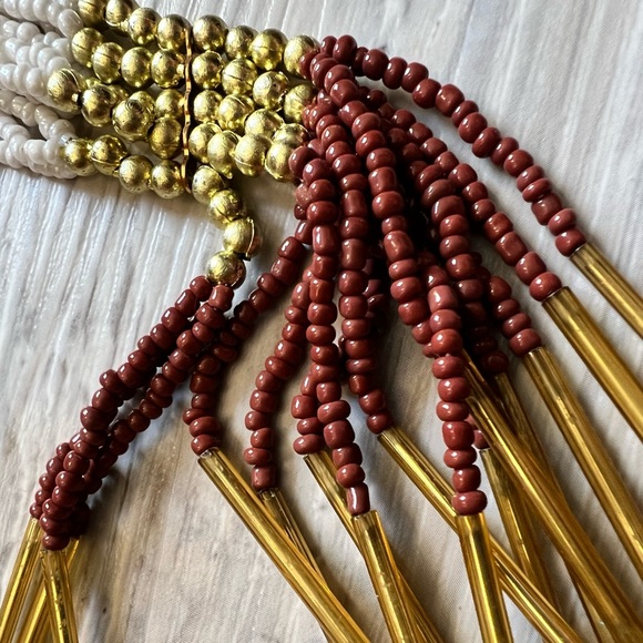 Multi strand beaded statement necklace - Picture 5 of 7